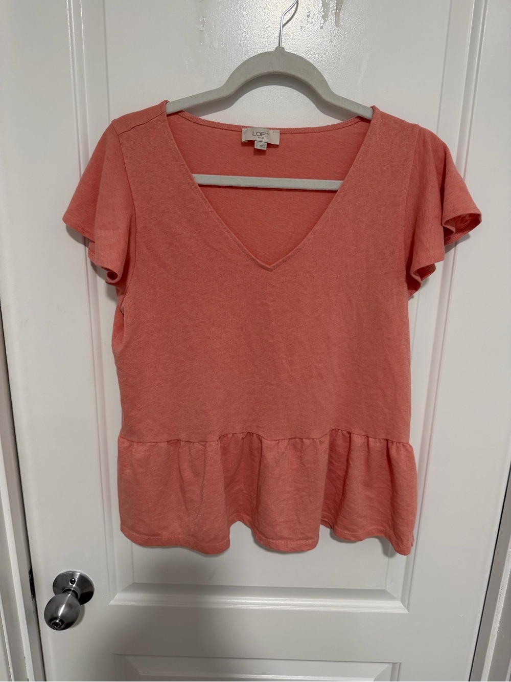 LOFT Coral Flutter-Sleeve Peplum Top
